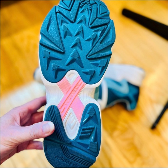 Adidas Falcon Full Tint - Excellent Condition! - Picture 8 of 9